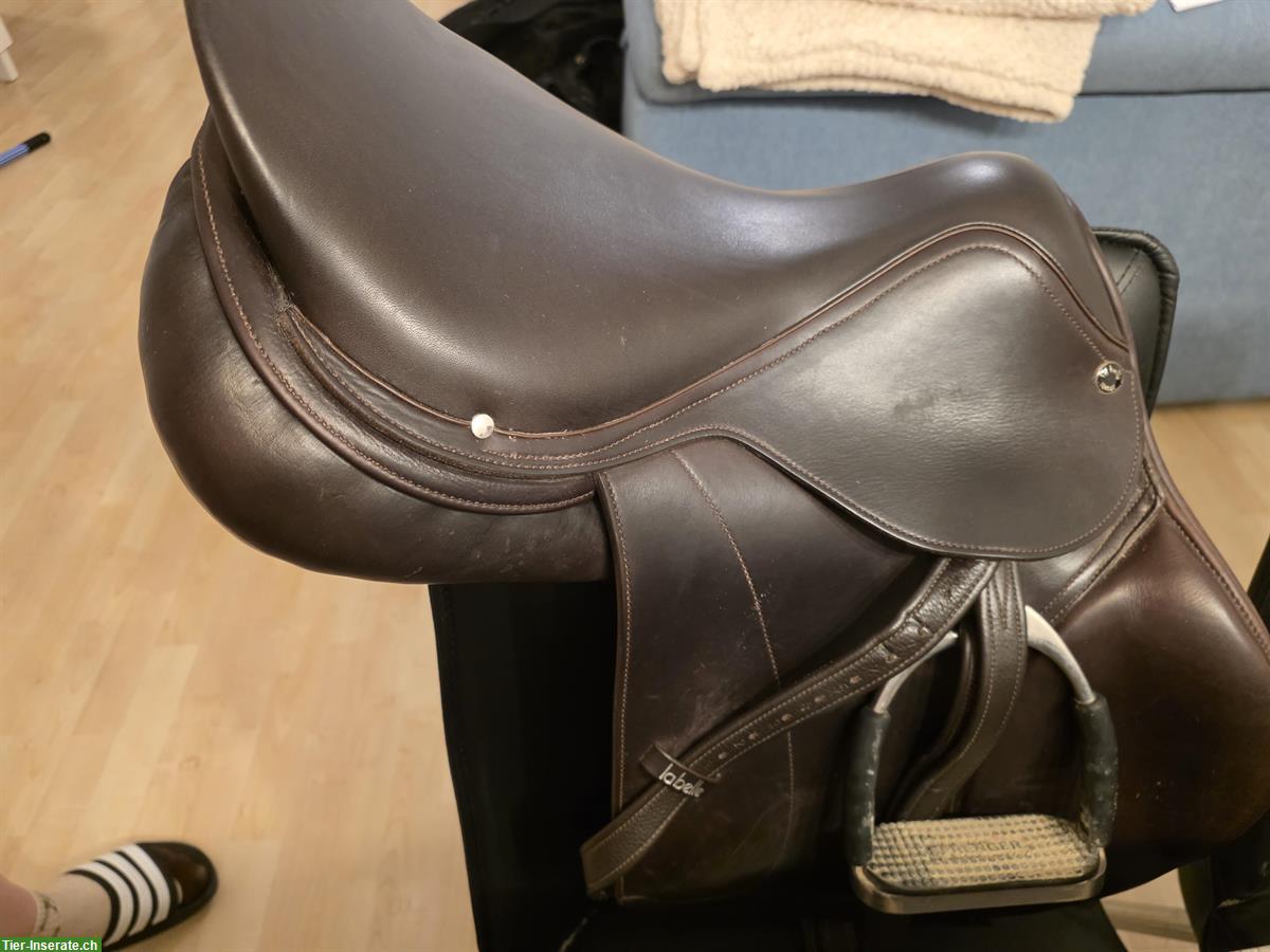 Bild 3: Labelle Springsattel 17.5 Zoll, gepflegter Zustand