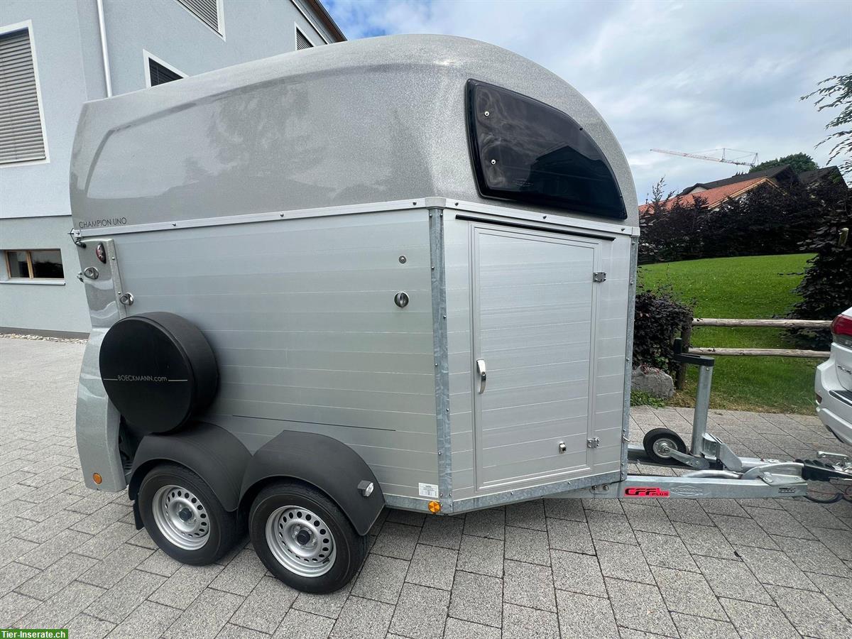 1½ Böckmann Pferdeanhänger Champion Uno C, frisch ab MFK