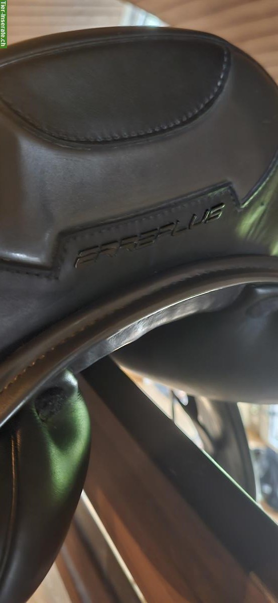 Bild 2: Erreplus Dressursattel Connect, 17 Zoll, KW 32, schwarz