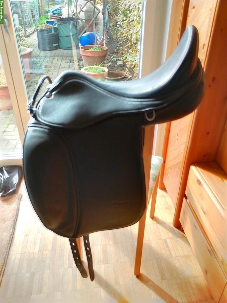 Bild 3: Horsemate Fannar Physioflex 17.5 Zoll, Sattelkompass Sattel