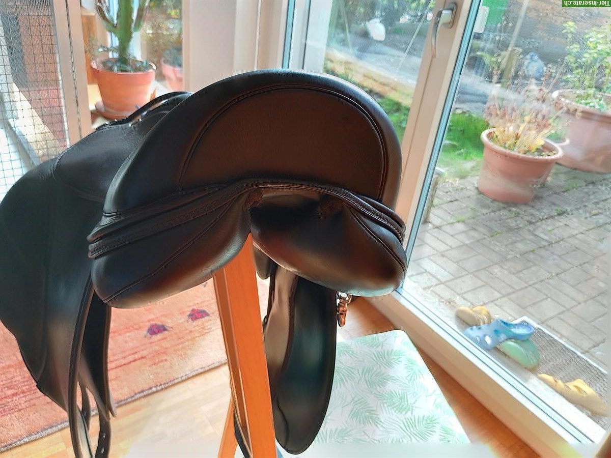 Bild 4: Horsemate Fannar Physioflex 17.5 Zoll, Sattelkompass Sattel