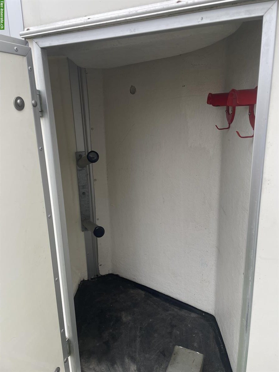 Bild 5: Hofer 1,5er Pferdeanhänger PT 135 zu verkaufen