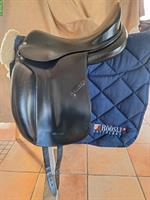 Dressursattel Röösli Classic Rigi, 17 Zoll, hoher Widerrist