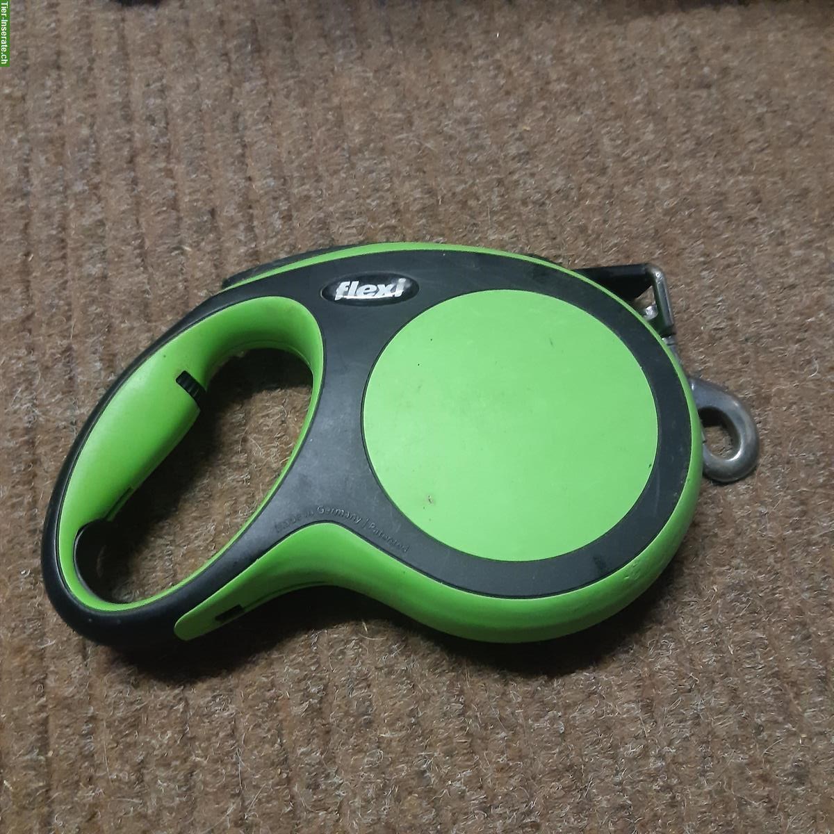 Flexi Leine grün zu verkaufen