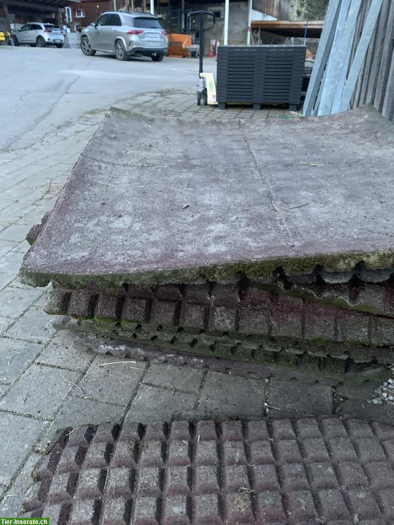 Fallschutzmatten und Boxenmatten / Stallmatten, sehr stabil