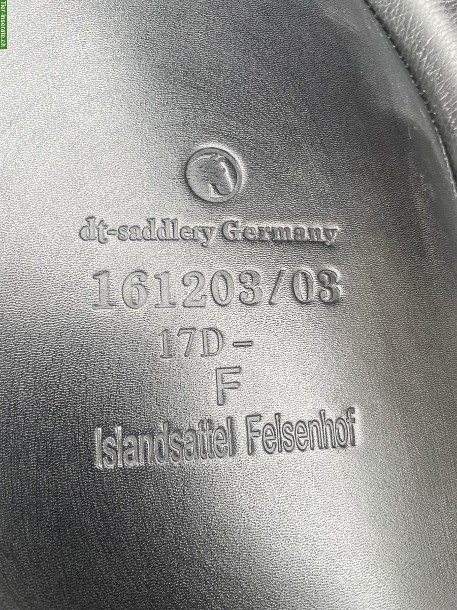 Bild 3: Günstiger Butterfly Island-Dressursattel 17 Zoll