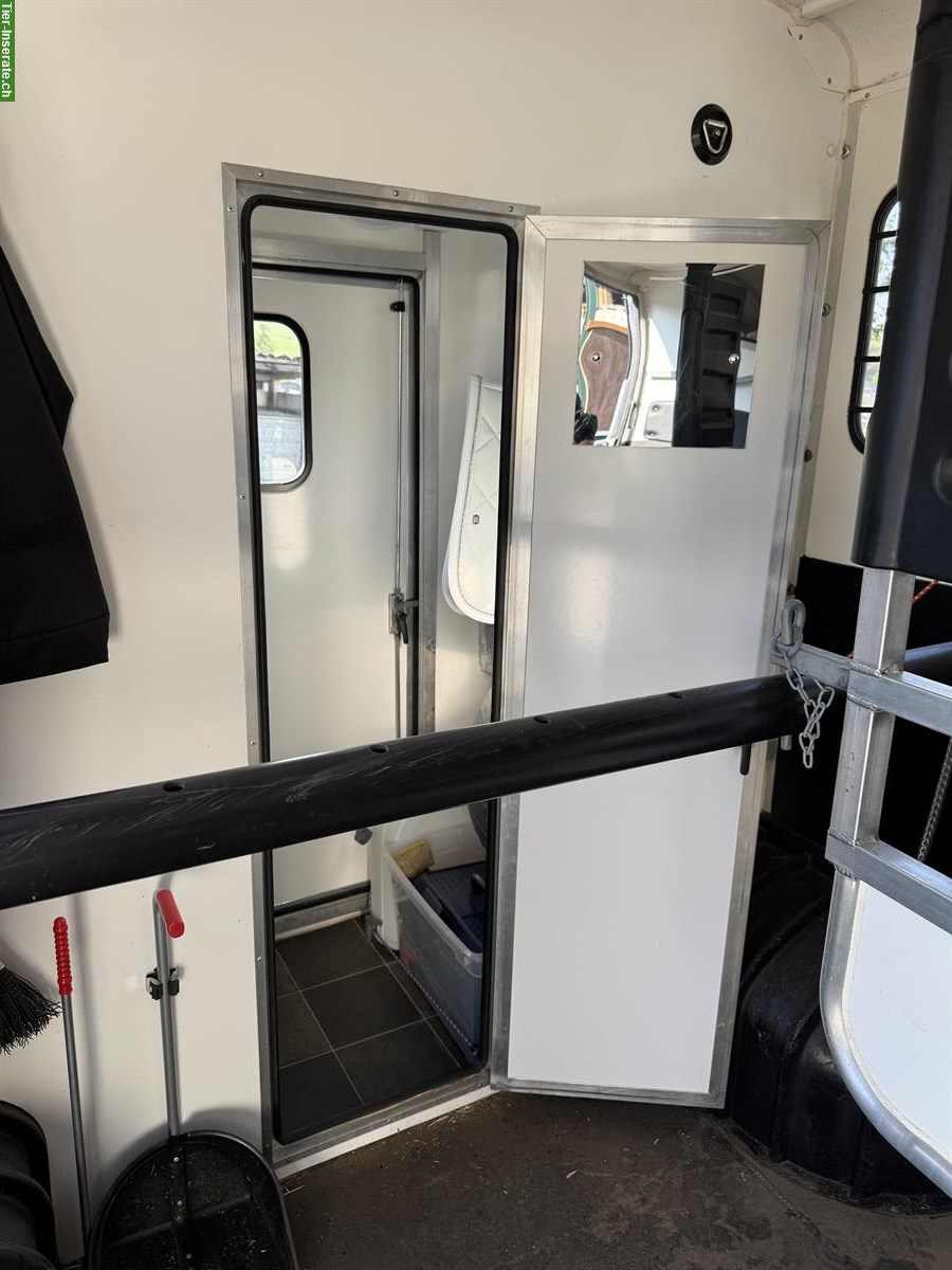 Bild 6: Selbstfahrer Pferdetransporter Peugeot Equi Trek Sonic Exel