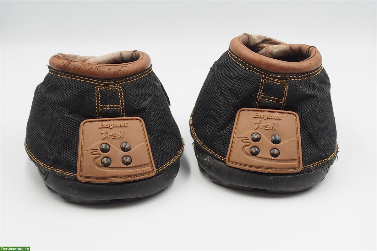 Bild 5: Hufschuhe Glove 0 mit Spikes, 2.5W und Trail 0 und 5