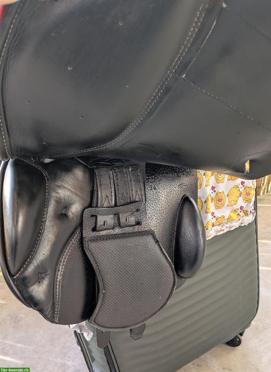 Bild 2: Prestige Versailles Springsattel 17 Zoll, schwarz