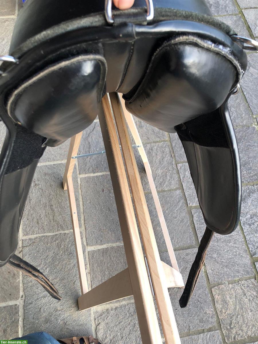 Bild 3: Ponysattel mit verstellbaren Pauschen