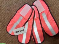 Steeds Leuchtgamaschen / Leucht-Ausreitdecke zu verkaufen