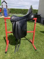 Dressursattel Fichtbauer 18 Zoll, tiefer Sitz