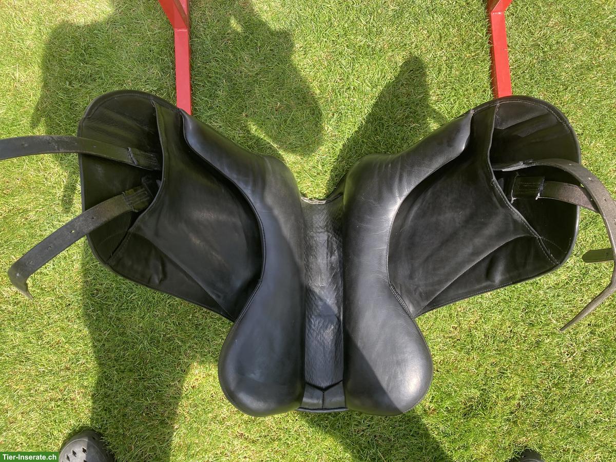 Bild 5: Dressursattel Fichtbauer 18 Zoll, tiefer Sitz