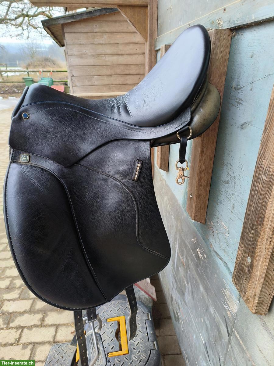 Bild 6: Stübben Islandsattel mit Strassbesatz 17.5 Zoll