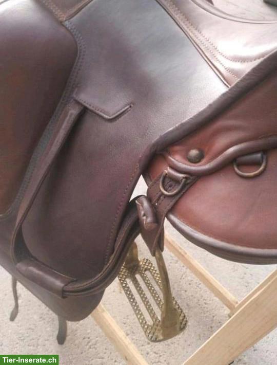 Bild 7: Signum Dressursattel Omega Classic 17.5 Zoll