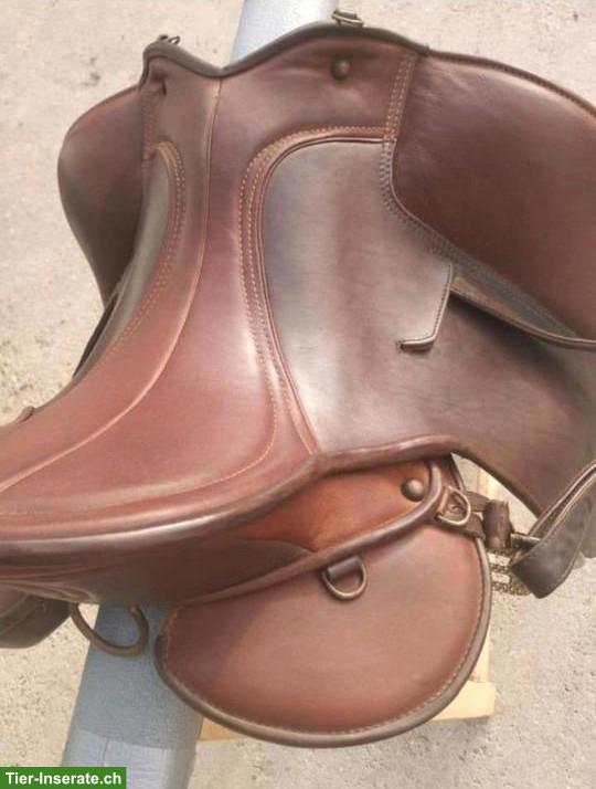 Bild 9: Signum Dressursattel Omega Classic 17.5 Zoll