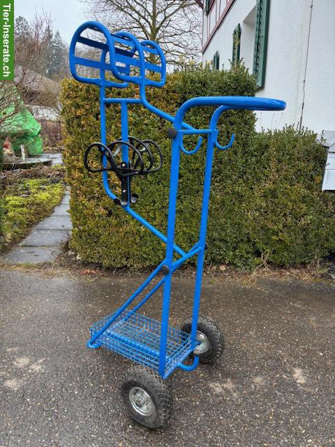 Pferdegeschirrwagen, Pferdegeschirrhalter mit Räder