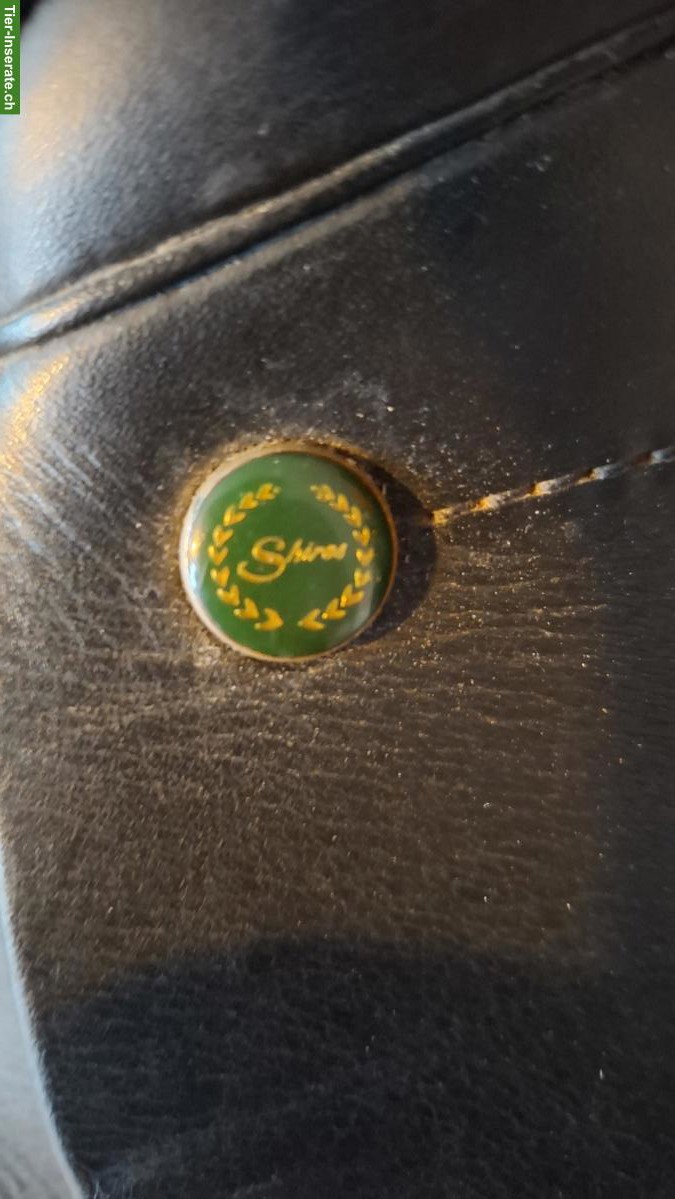 Bild 4: Dressursattel Shires 17,5 Zoll zu verkaufen