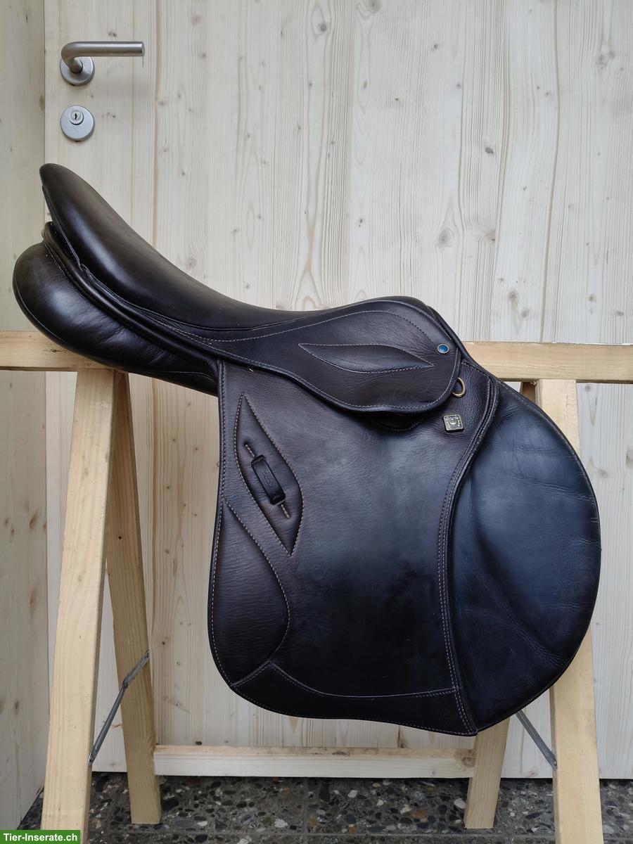 Stübben Springsattel Phoenix Elite 18 Zoll