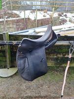 Labelle VS/Dressursattel zu verkaufen
