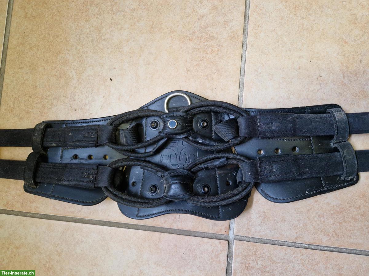 Stübben Sattelgurt Freedom 125cm, inkl. Lammfell-Polster