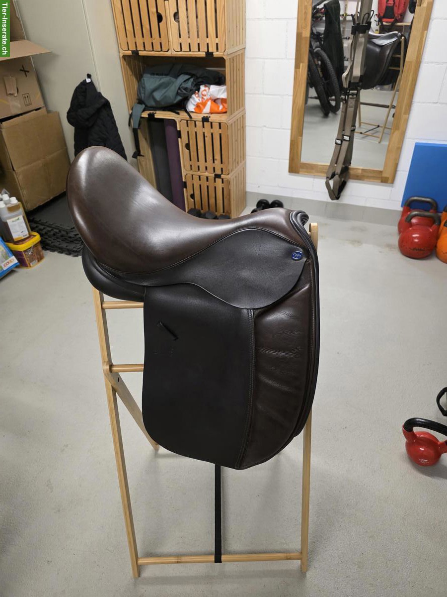Balance Dressursattel Equinox 17.5 Zoll