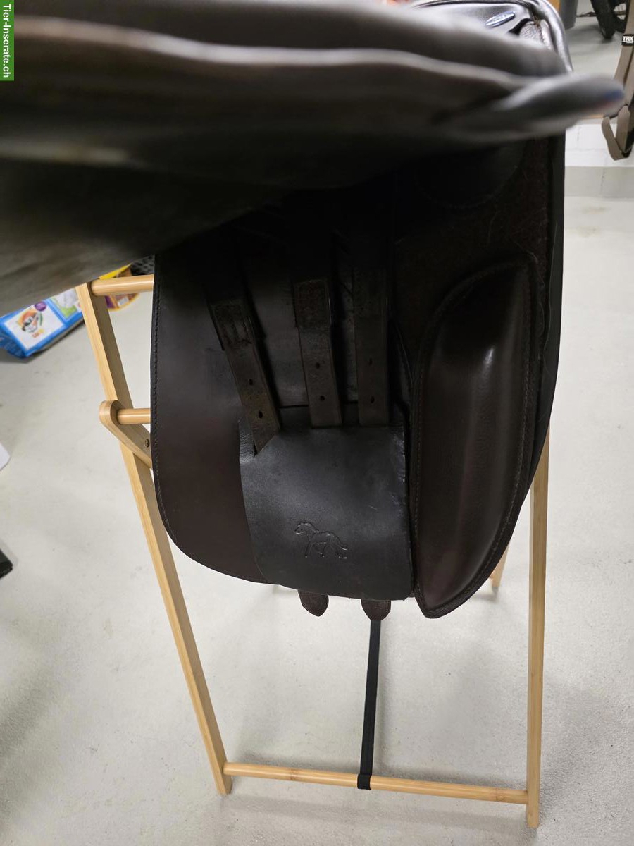 Bild 4: Balance Dressursattel Equinox 17.5 Zoll