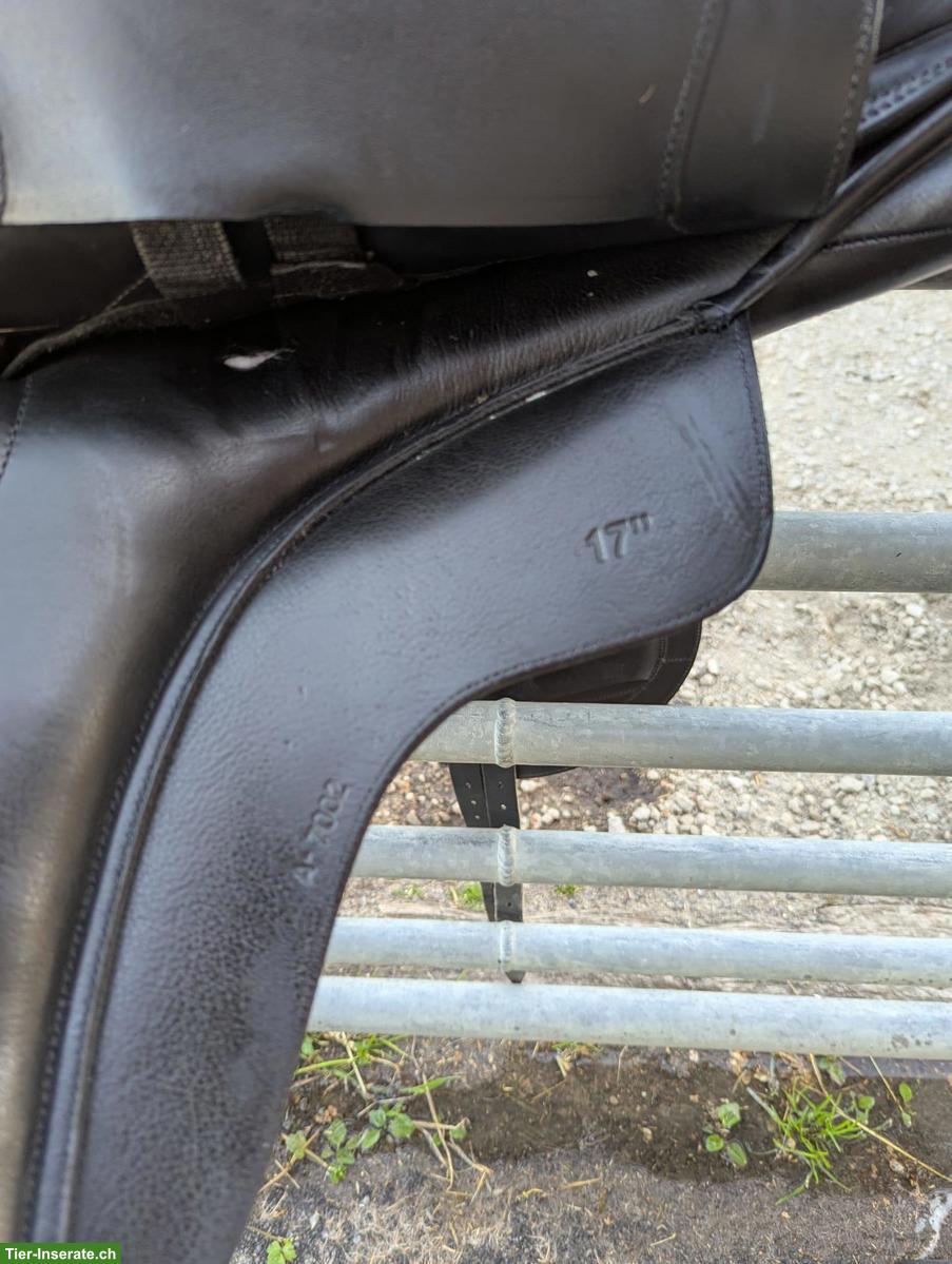 Bild 6: Dressursattel Eric Thomas 17 Zoll zu verkaufen