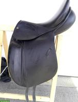 Dressursattel CTD Revolution zu verkaufen