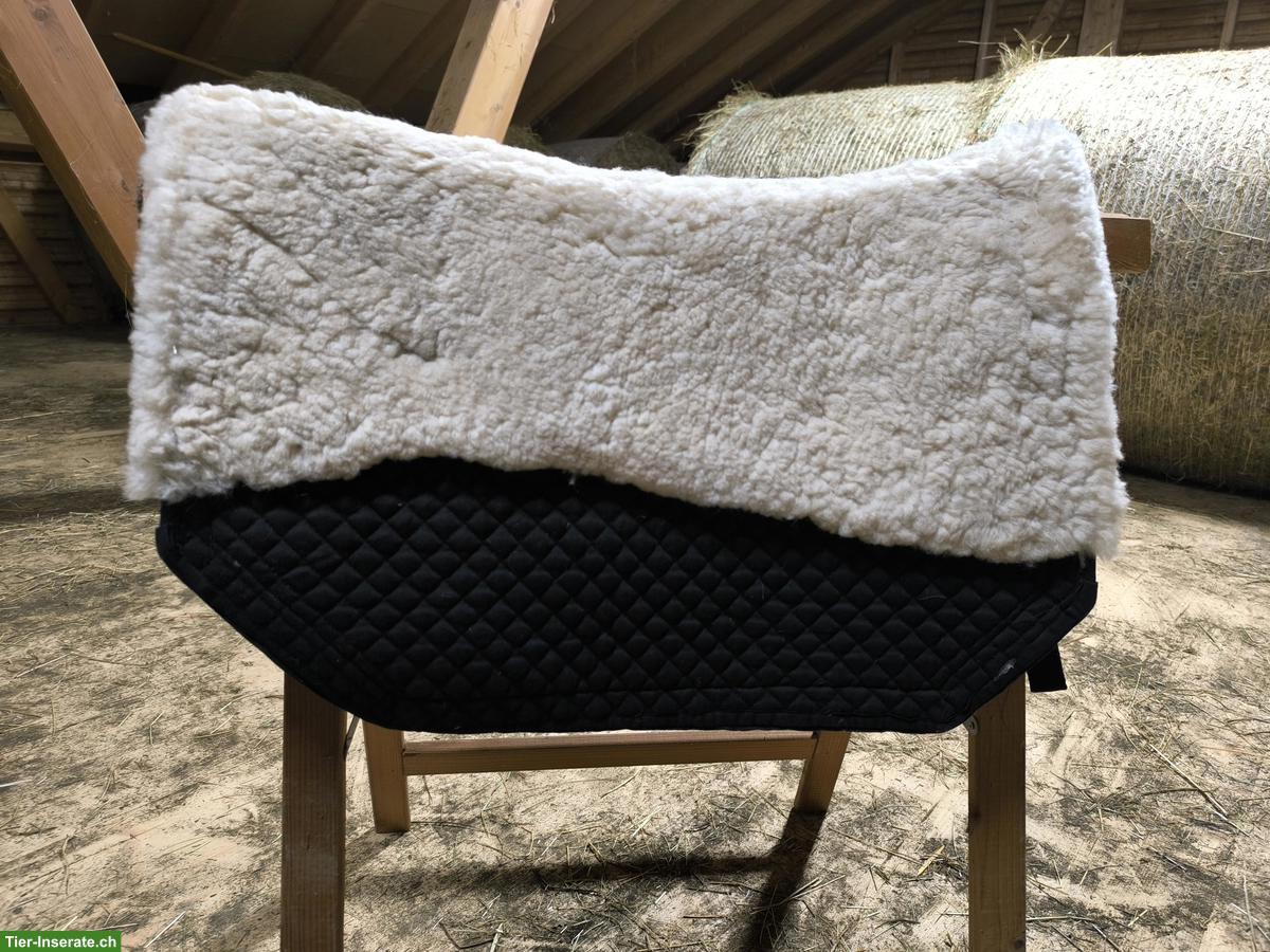 Bild 3: Barocke Lammfellschabracke zu verkaufen