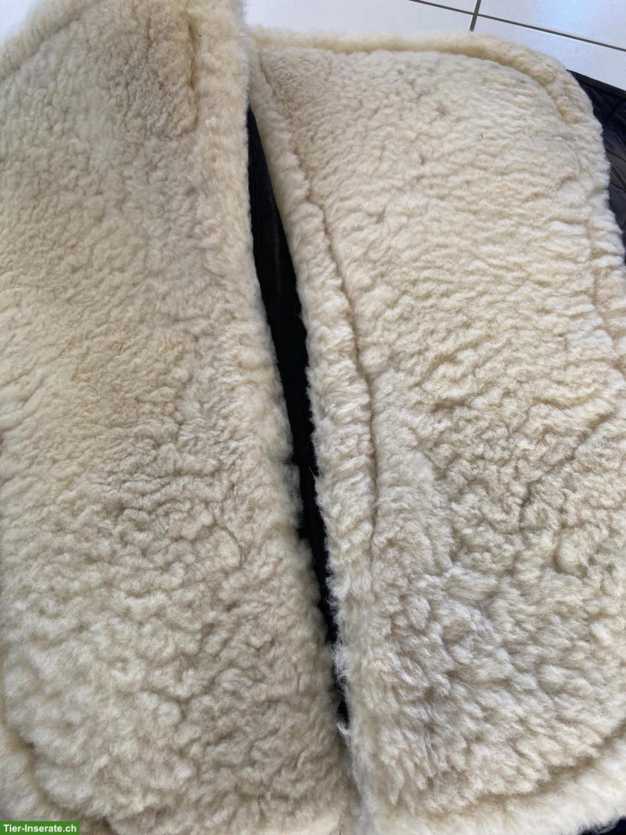 Bild 2: Lanz Anliker Lammfell Schabracke, Dressur