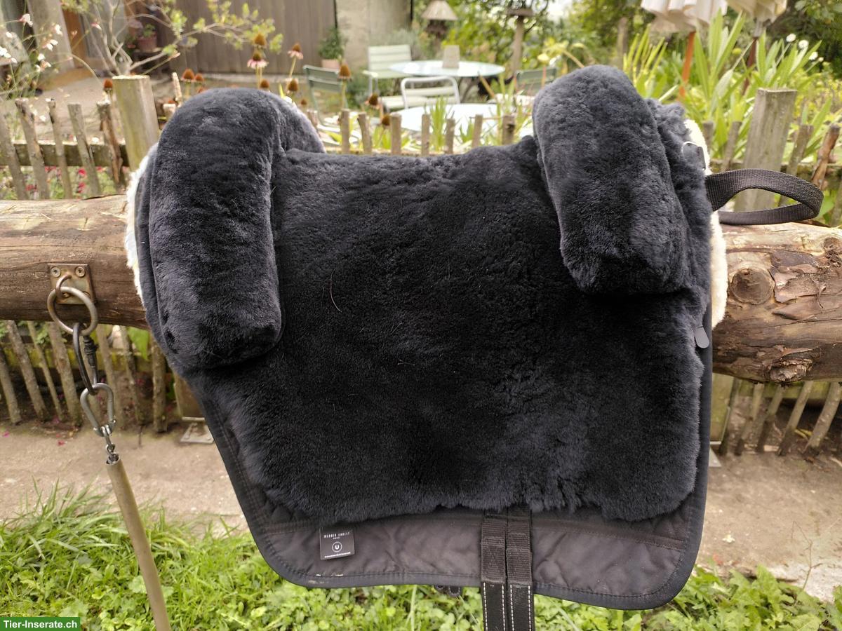 Ibero Lammfellsattel zu verkaufen