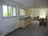 4.5 Zimmer Hausteil mit Garten und Nebenräumen