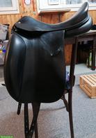 Röösli Dressursattel 17.5 Zoll, schwarz