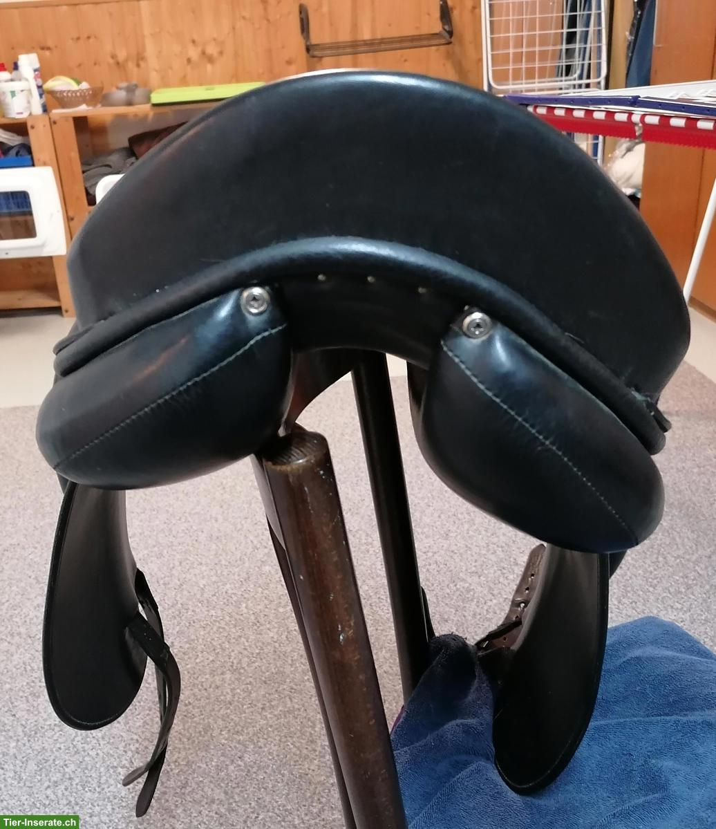 Bild 2: Röösli Dressursattel 17.5 Zoll, schwarz