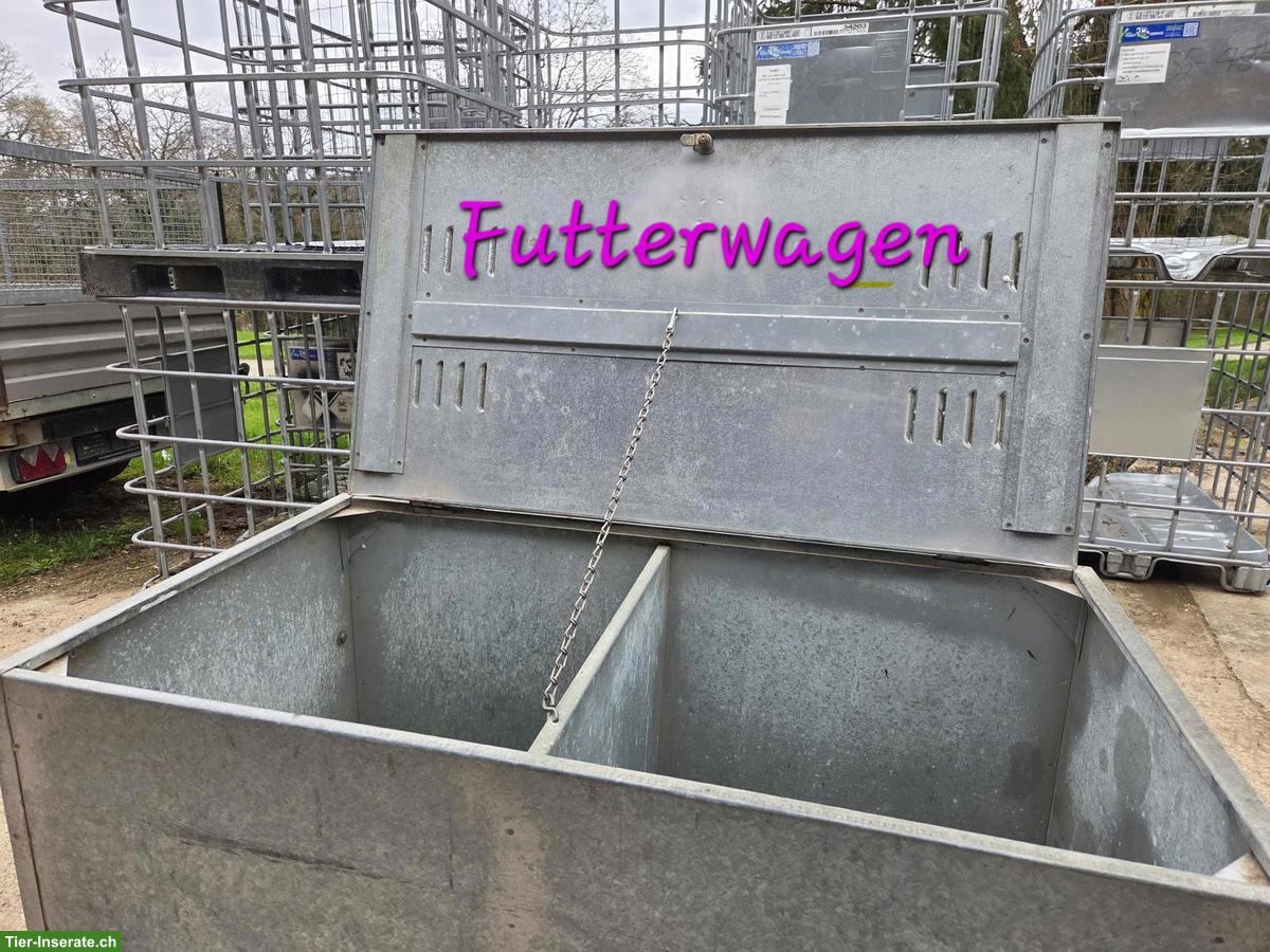 Bild 3: Futterwagen für Pferde- und Tierfutter