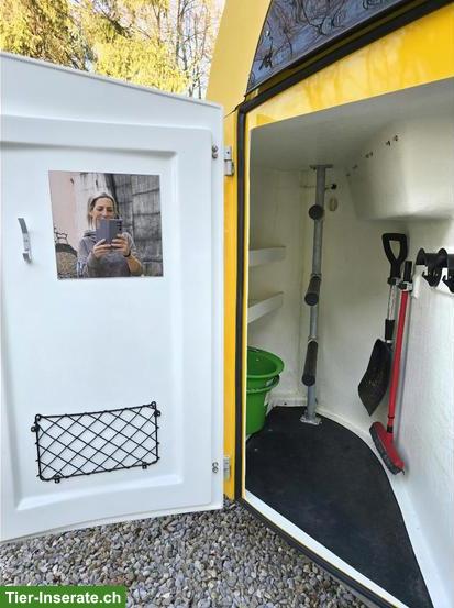 Bild 3: Pferdeanhänger Bücker Careliner mit grosser Sattelkammer