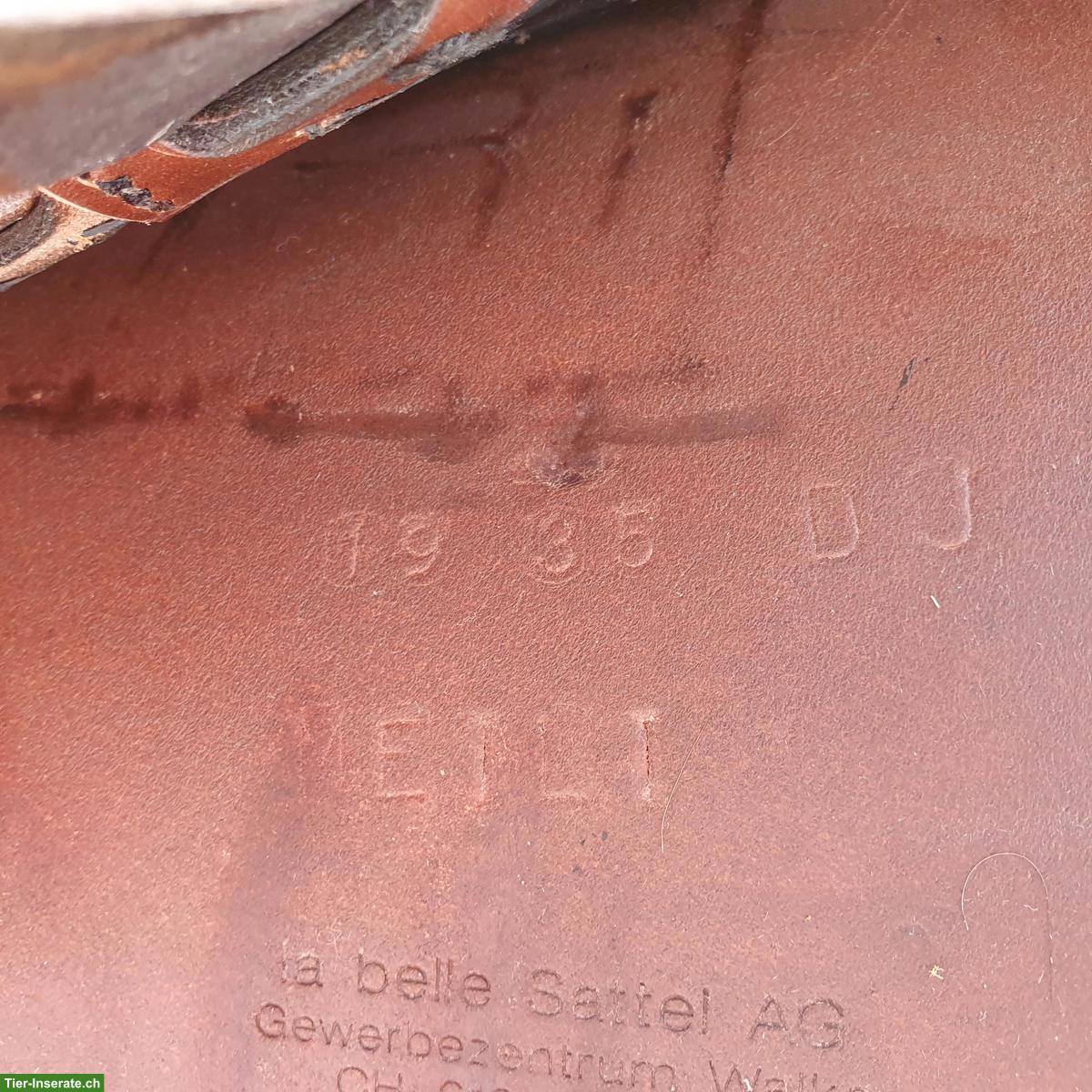 Bild 2: La Belle Springsattel, tobacco genarbt