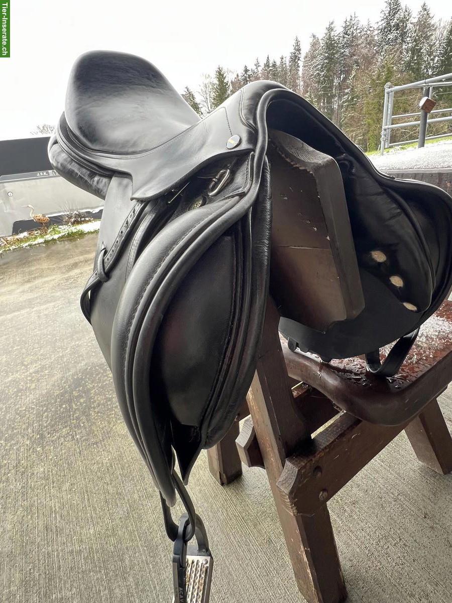 Bild 5: Prestige Springsattel Euroriding Roberto 17 Zoll