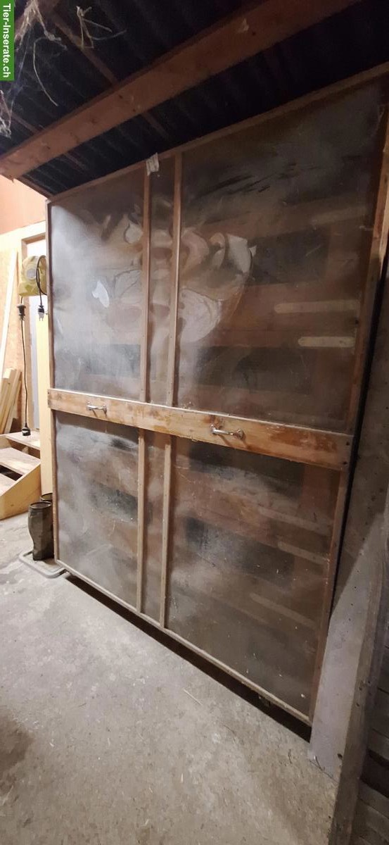 Bild 2: Meerschweinchen-/Zwergkaninchenstall, grosse Doppelboxen auf Rädern