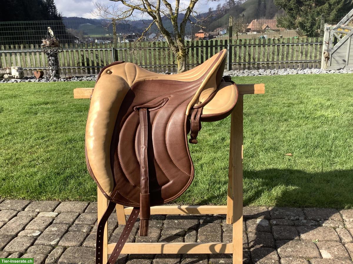 Signum Lotus Sattel 17.5 Zoll, neuwertig