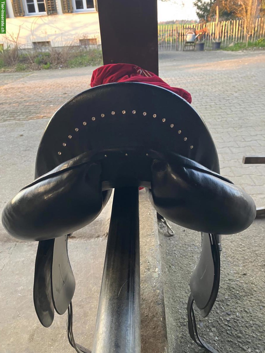 Bild 2: La Belle Dressursattel 17.5 Zoll mit Swarovski-Steinen