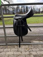 Röösli Dressursattel Monoblatt 17.5 Zoll