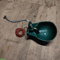 Beheizbare Tränke für Pferde