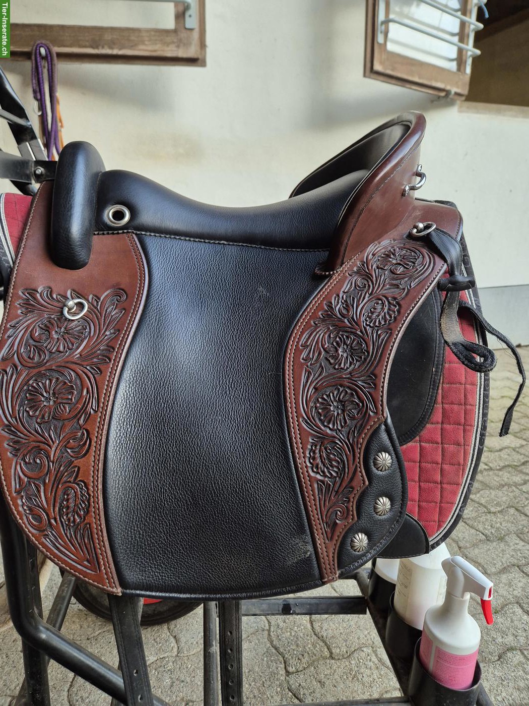 Bild 7: Prestige Ponysattel und Ronda Deluxe Sattel S3 von D&P
