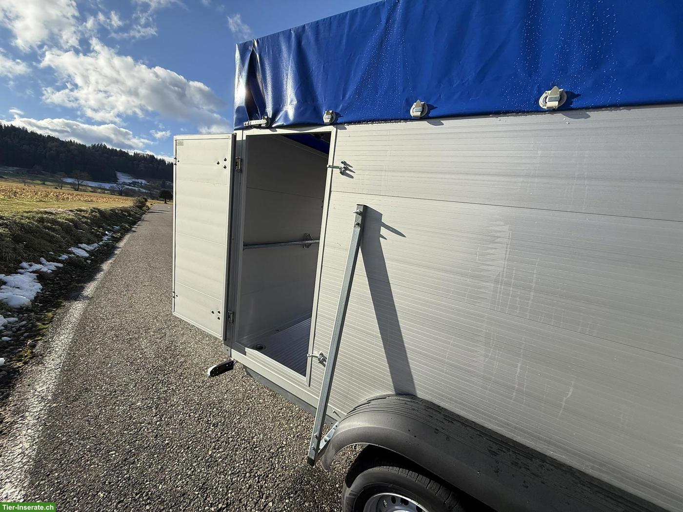 Bild 10: Neuer Viehtransportanhänger zu verkaufen