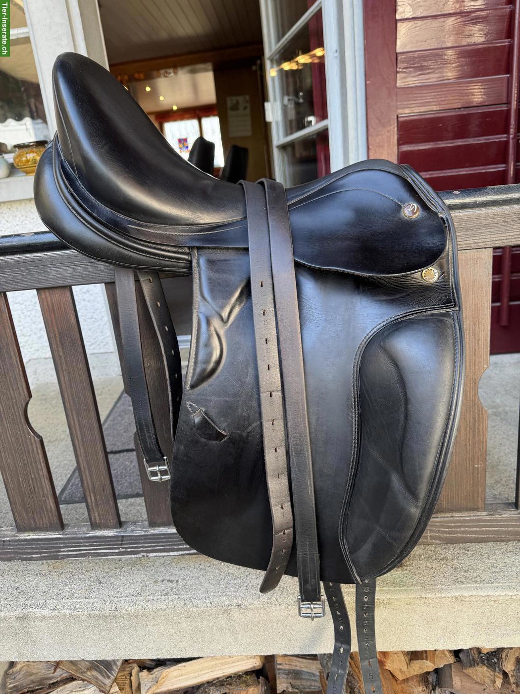 Prestige Doge Dressursattel 18 Zoll zu verkaufen