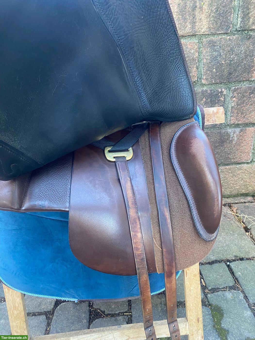 Bild 4: Dressursattel Ibero Dressage Andaluz 18 Zoll zu verkaufen