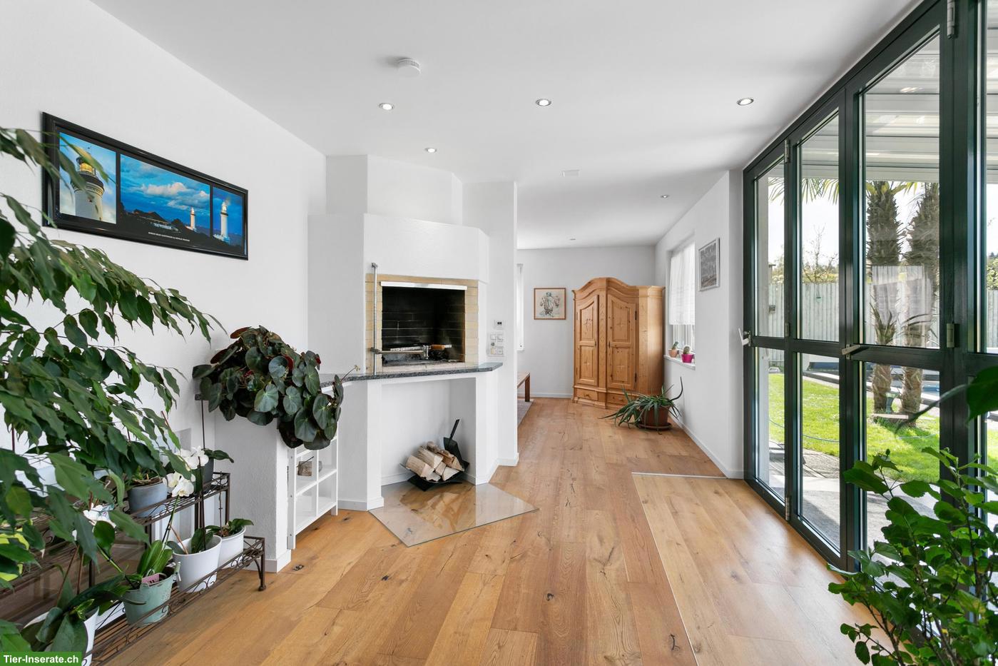 Bild 6: Exklusives 7.5-Zi.-Einfamilienhaus mit Pool und Wellnessbereich