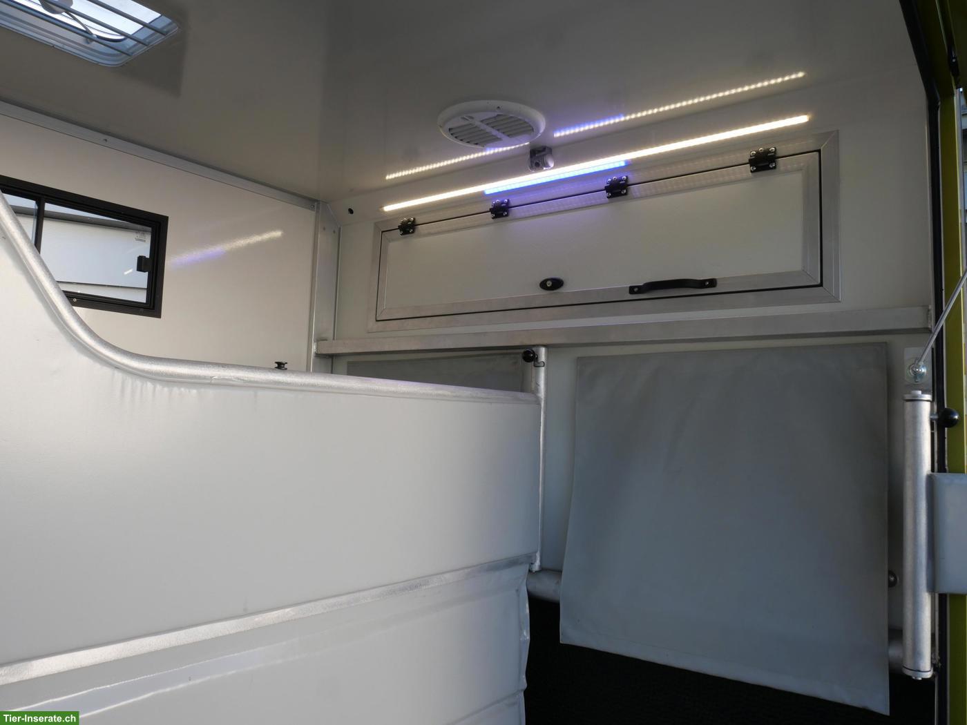 Bild 5: Pferdetransporter Selbstfahrer | RENAULT Master T35 Dickenherr